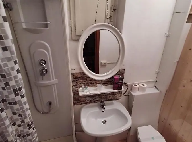 Le Lanterne Guest house