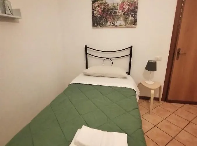 Le Lanterne Guest house *